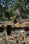 Angkor - Beng Mealea, naga balustrade